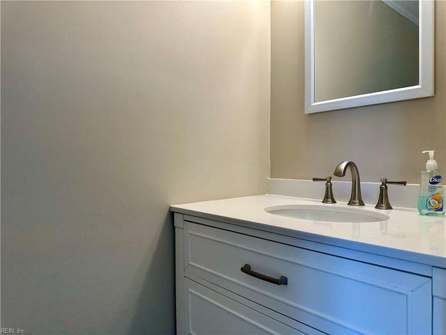 3845 Tiffany LN, Virginia Beach, VA 23456