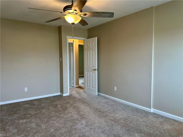 3845 Tiffany LN, Virginia Beach, VA 23456