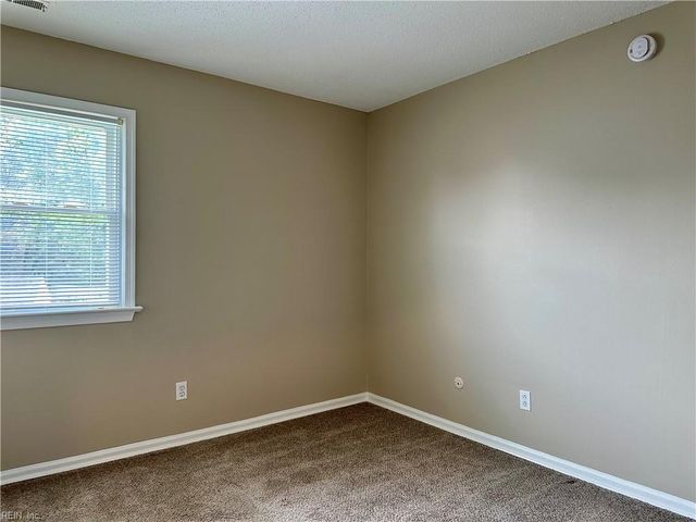 3845 Tiffany LN, Virginia Beach, VA 23456