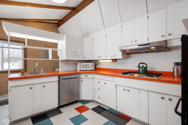 1309 N Nursery Road, Anderson, IN 46012