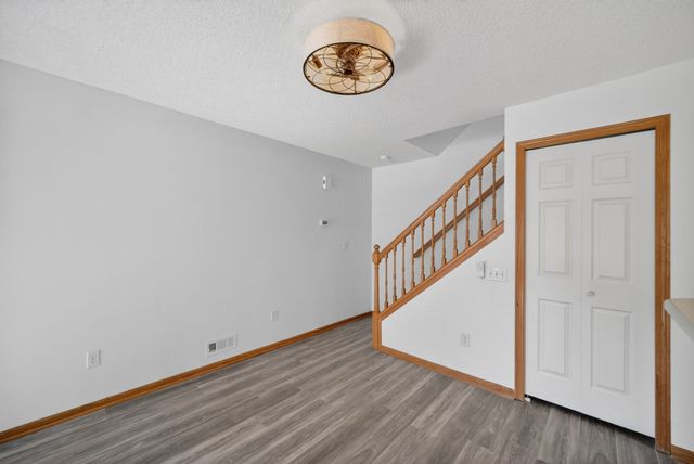 150 S Prairie View Drive 1102, West Des Moines, IA 50266