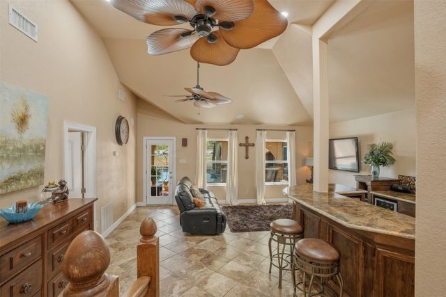 106 Marina View Court, Weatherford, TX 76087