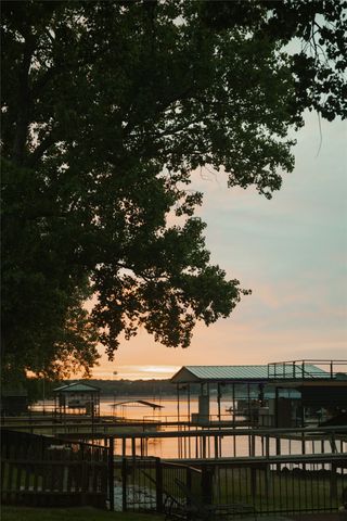 106 Marina View Court, Weatherford, TX 76087