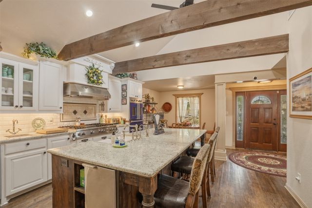 106 Marina View Court, Weatherford, TX 76087