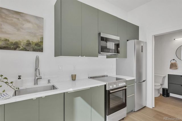 1337 Bellaire Street, Denver, CO 80220