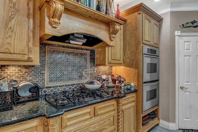 13521 Fm 16 W, Lindale, TX 75771
