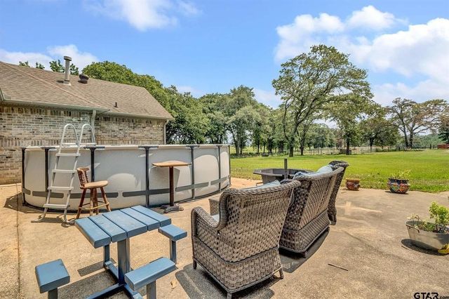 13521 Fm 16 W, Lindale, TX 75771