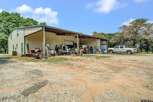 13521 Fm 16 W, Lindale, TX 75771