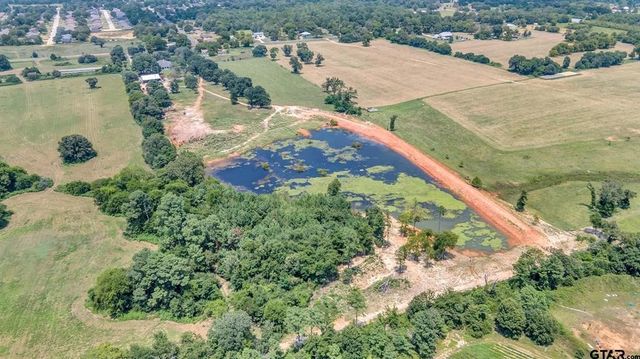 13521 Fm 16 W, Lindale, TX 75771