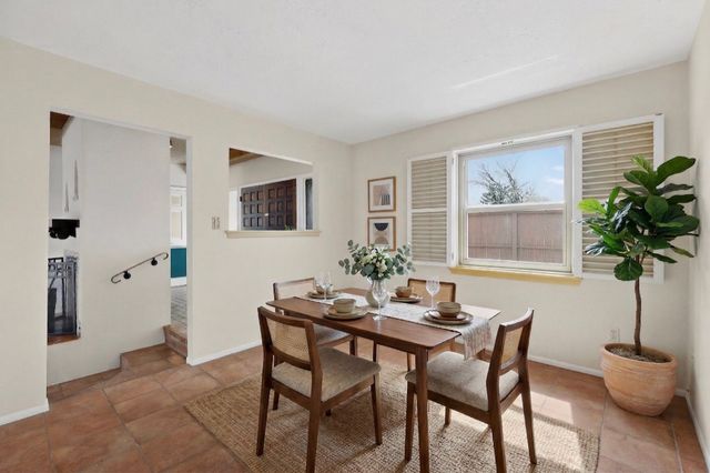 3064 Plaza Blanca, Santa Fe, NM 87507