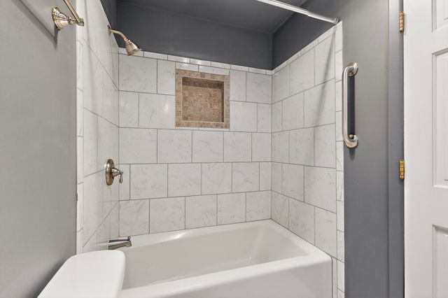 3064 Plaza Blanca, Santa Fe, NM 87507