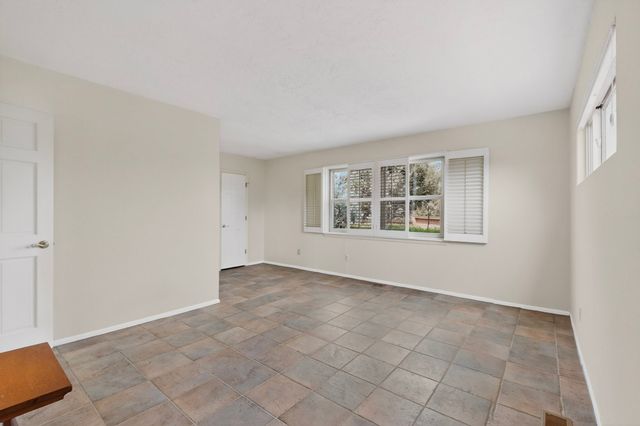 3064 Plaza Blanca, Santa Fe, NM 87507