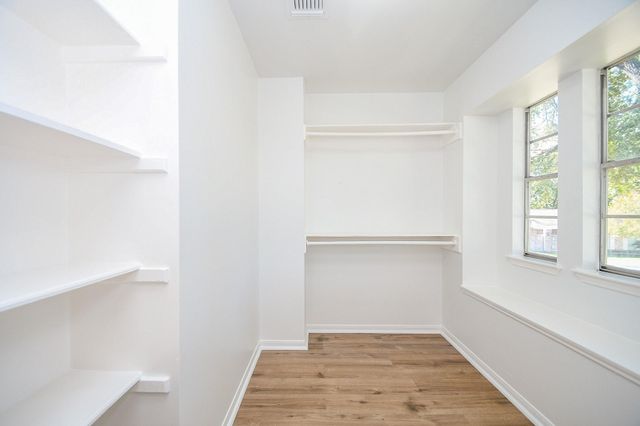 7703 Braesridge Court, Houston, TX 77071