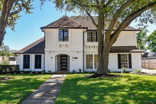 7703 Braesridge Court, Houston, TX 77071