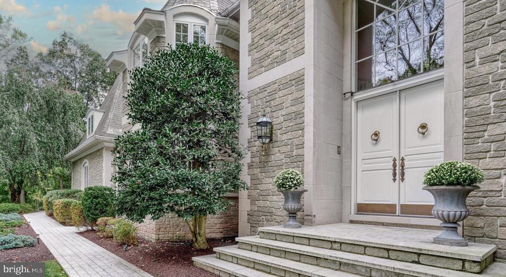 610 CARRINGTON CT, Hummelstown, PA 17036