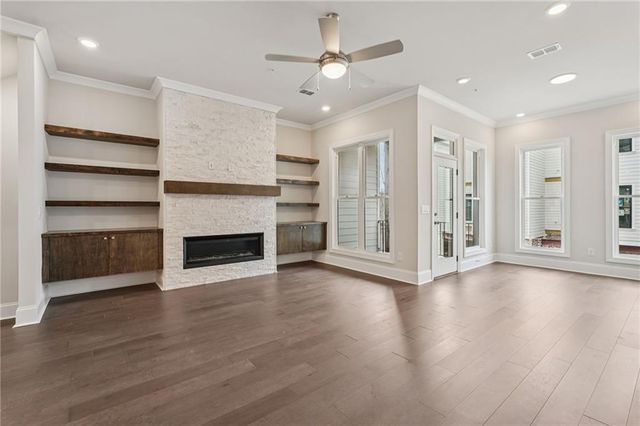 225 Midnight Oak Run 7, Alpharetta, GA 30009