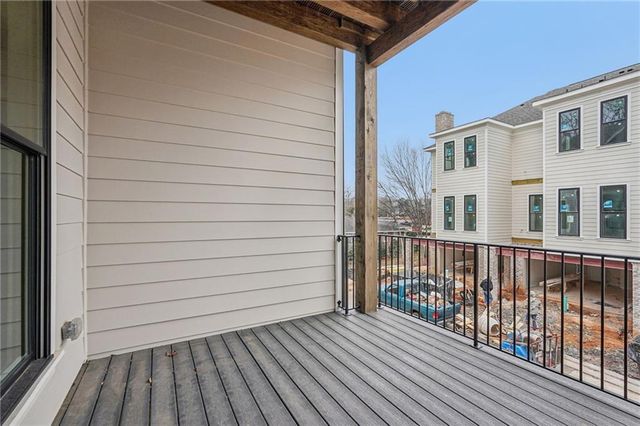 225 Midnight Oak Run 7, Alpharetta, GA 30009