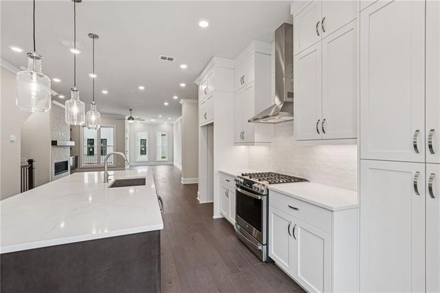 225 Midnight Oak Run 7, Alpharetta, GA 30009