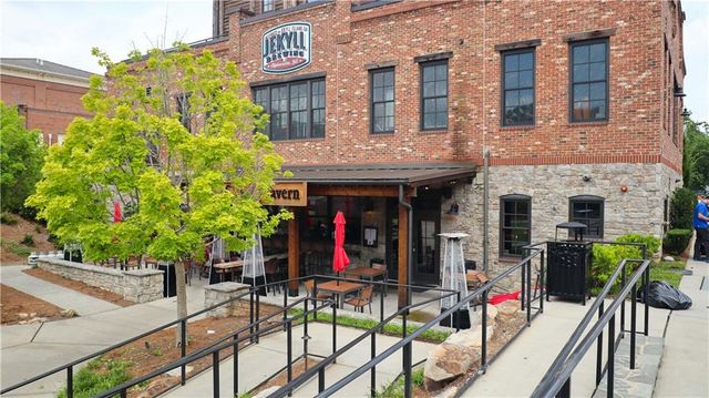 225 Midnight Oak Run 7, Alpharetta, GA 30009