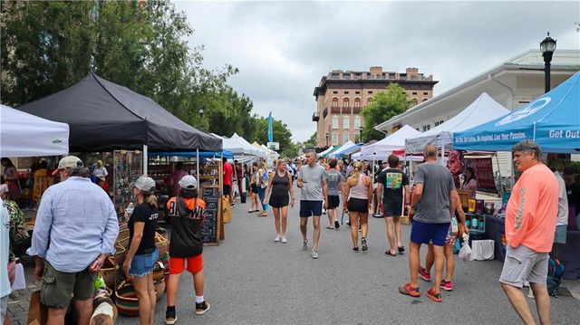 225 Midnight Oak Run 7, Alpharetta, GA 30009