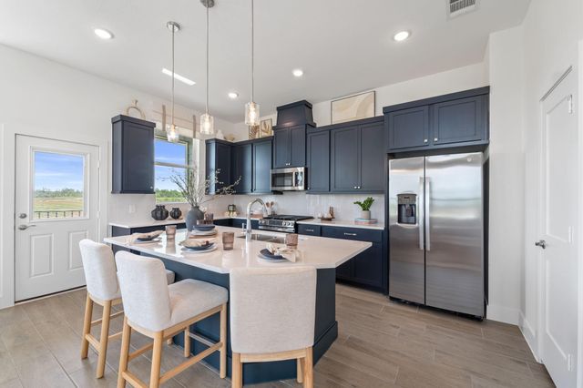 10127 Palm Springs Place, Iowa Colony, TX 77583