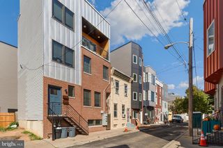 2302 COLLINS ST, Philadelphia, PA 19125