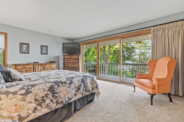 314 N Cove Road, Hudson, WI 54016