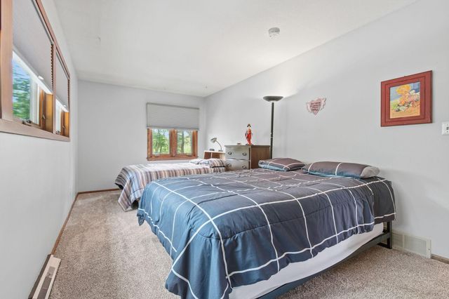 314 N Cove Road, Hudson, WI 54016