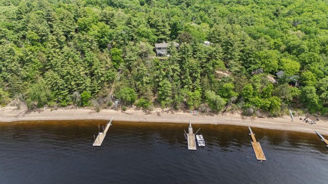314 N Cove Road, Hudson, WI 54016