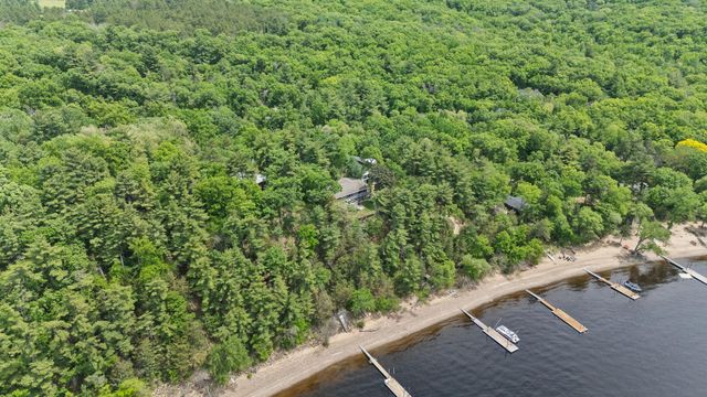 314 N Cove Road, Hudson, WI 54016
