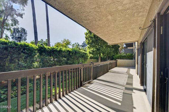 111 S Orange Grove Boulevard 105, Pasadena, CA 91105