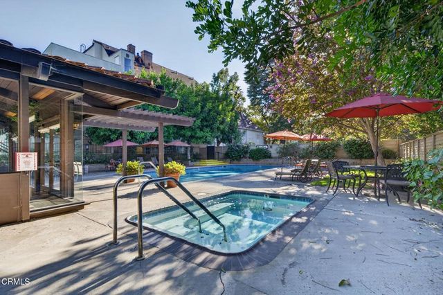 111 S Orange Grove Boulevard 105, Pasadena, CA 91105