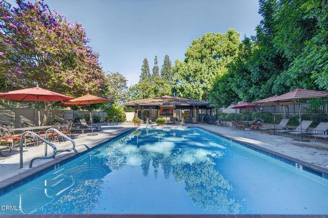 111 S Orange Grove Boulevard 105, Pasadena, CA 91105