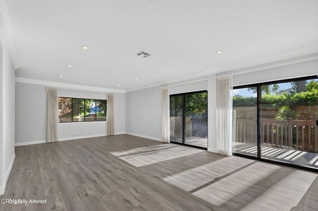111 S Orange Grove Boulevard 105, Pasadena, CA 91105