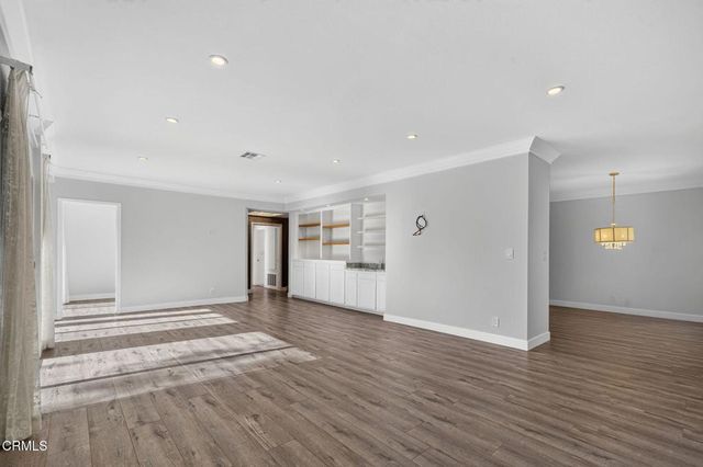 111 S Orange Grove Boulevard 105, Pasadena, CA 91105