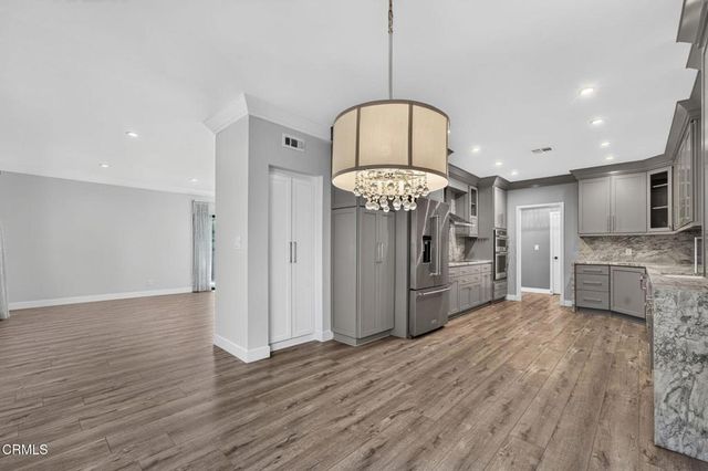111 S Orange Grove Boulevard 105, Pasadena, CA 91105