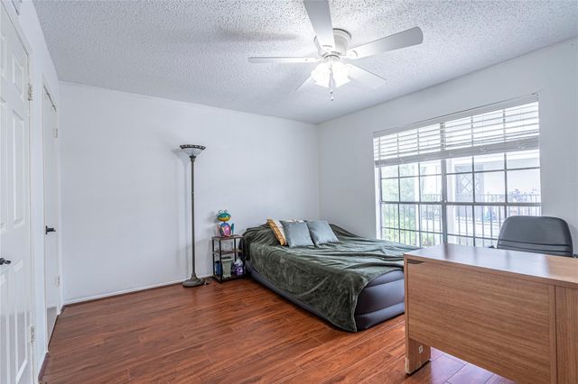 12633 Memorial Drive 236, Houston, TX 77024