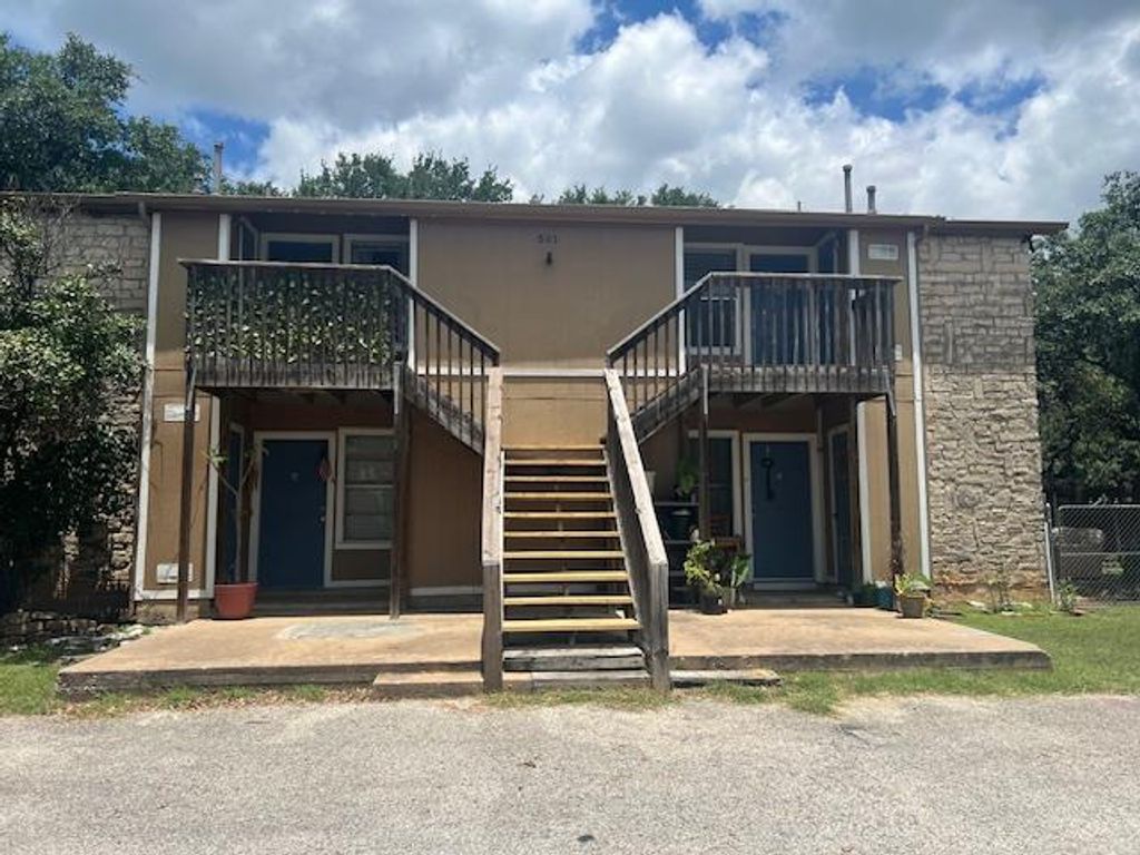 501 Hedgewood DR D, Georgetown, TX 78628