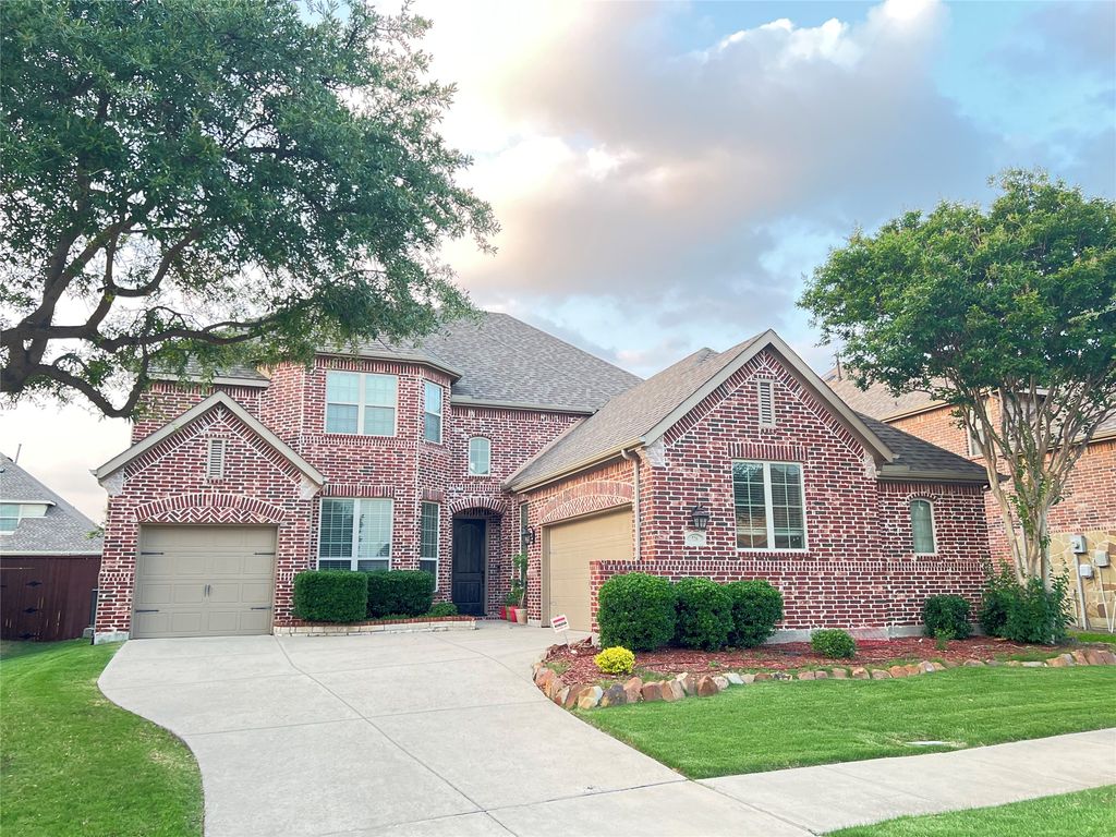 726 Sleepy Creek Drive, Frisco, TX 75036
