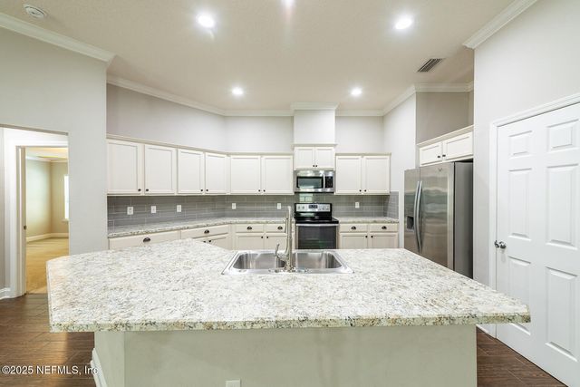 3126 STEEPLE PINE Court, Middleburg, FL 32068