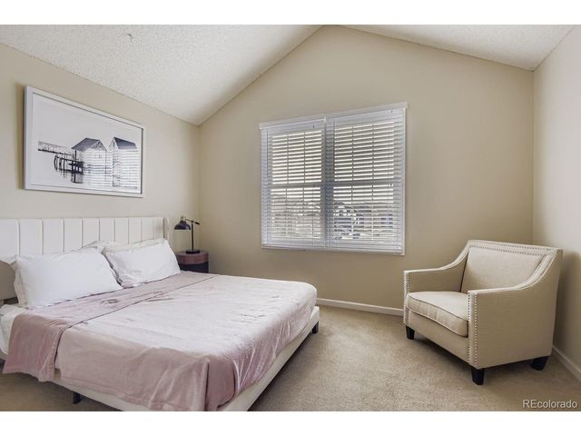 9603 Chesapeake St, Highlands Ranch, CO 80126