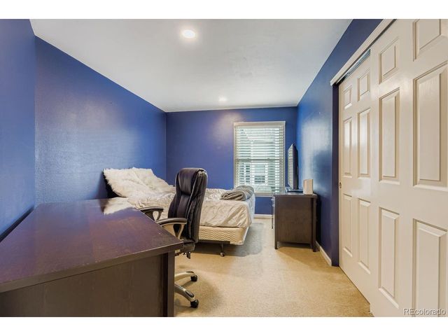 9603 Chesapeake St, Highlands Ranch, CO 80126