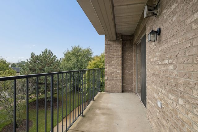 14130 Sheffield Drive 203, Homer Glen, IL 60491