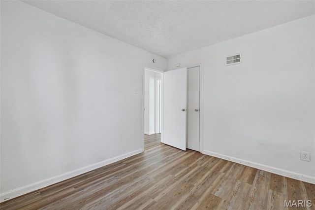 123 W Velma Avenue, St Louis, MO 63125