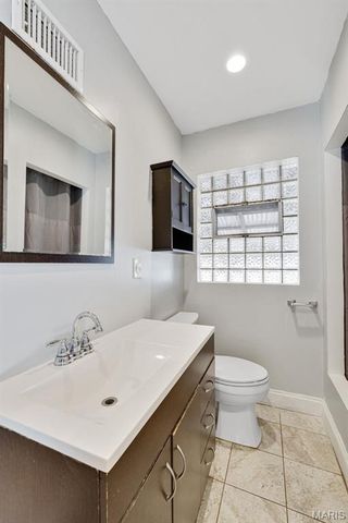 123 W Velma Avenue, St Louis, MO 63125