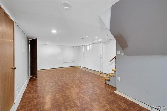 123 W Velma Avenue, St Louis, MO 63125