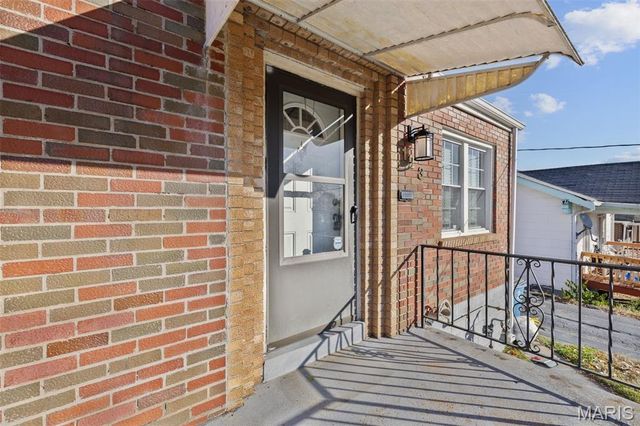 123 W Velma Avenue, St Louis, MO 63125