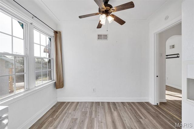 123 W Velma Avenue, St Louis, MO 63125