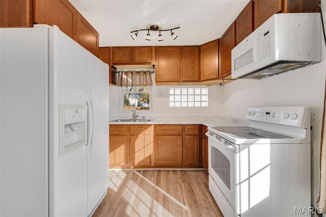 123 W Velma Avenue, St Louis, MO 63125