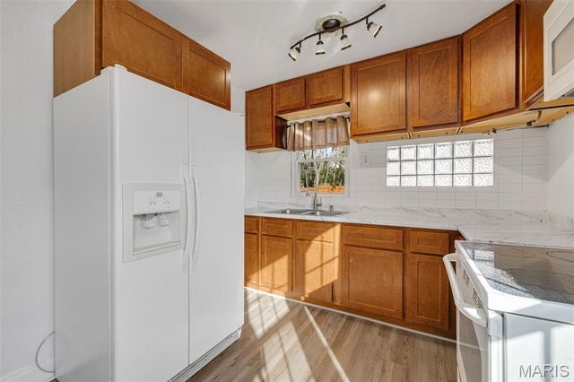 123 W Velma Avenue, St Louis, MO 63125